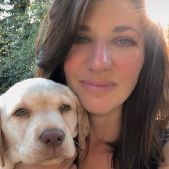 Meet your Posher, Selia - Picture 1 of 1